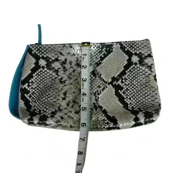 ULTA Faux Snake Skin Cosmetic Bag Zip Closure Side Handle NWOT - Picture 6 of 7